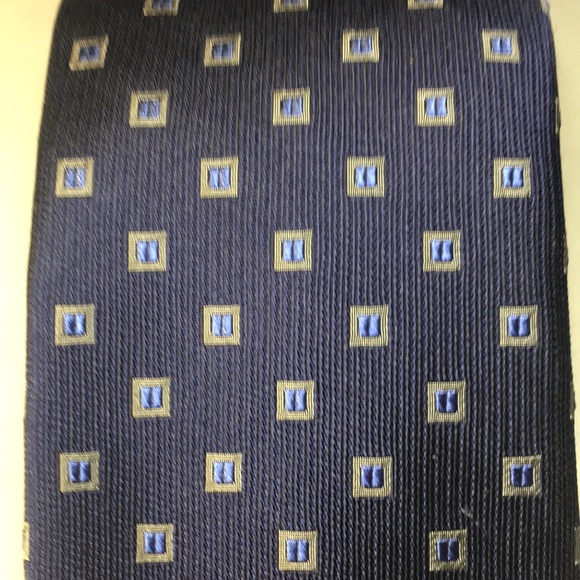 Joseph Abboud - Navy with small light blue square with silver outline. - Picture 5 of 12